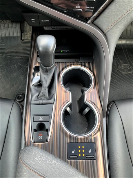 Toyota Camry XV70, 2019 г.