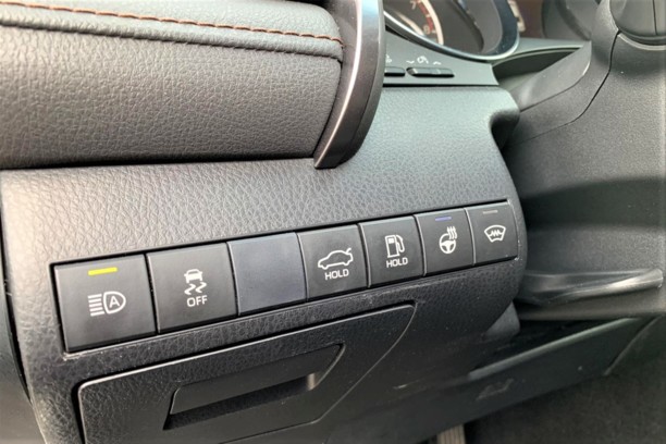 Toyota Camry XV70, 2019 г.