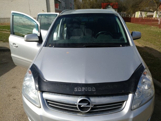 Opel Zafira B · Рестайлинг, 7 мест, 2010 г.