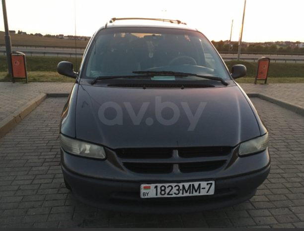 Chrysler Voyager III, 7 мест, 1998 г.