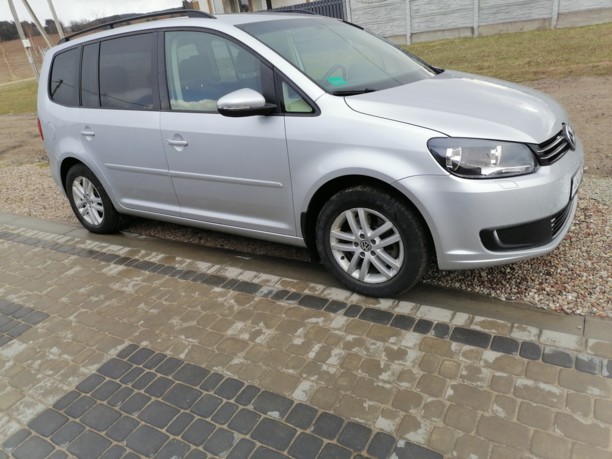 Volkswagen Touran II, 5 мест, 2014 г.