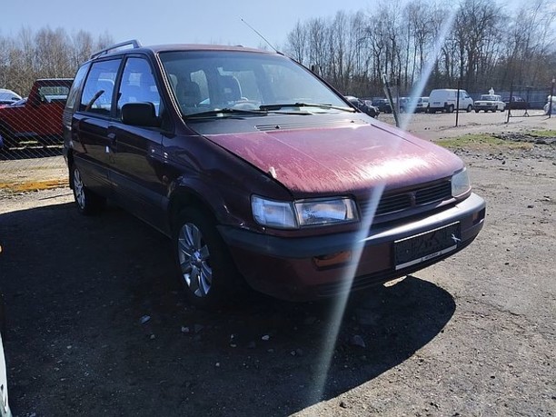 Mitsubishi Space Wagon Typ N30, N40, 5 мест, 1992 г.
