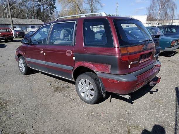 Mitsubishi Space Wagon Typ N30, N40, 5 мест, 1992 г.