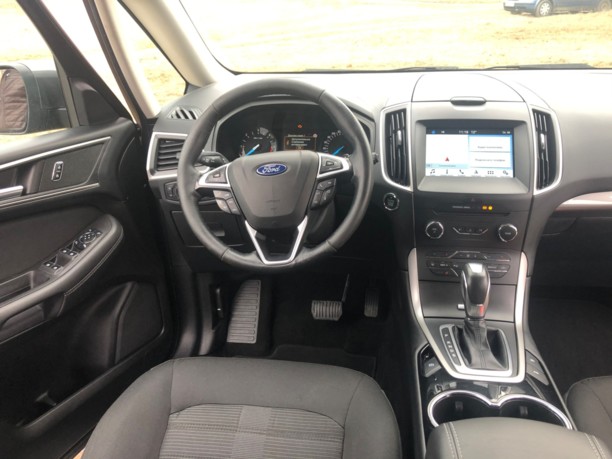 Ford Galaxy III, 7 мест, 2016 г.