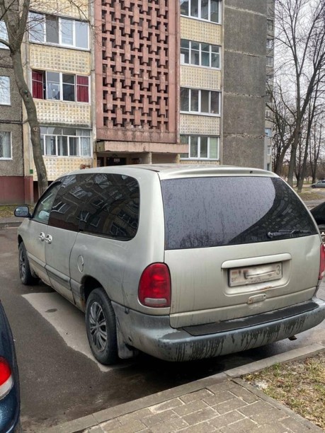 Chrysler Grand Voyager III, 7 мест, 2000 г.