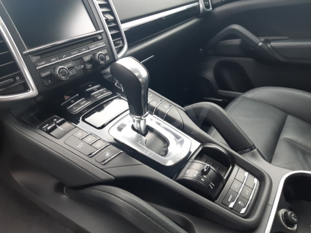 Porsche Cayenne 958, 2010 г.