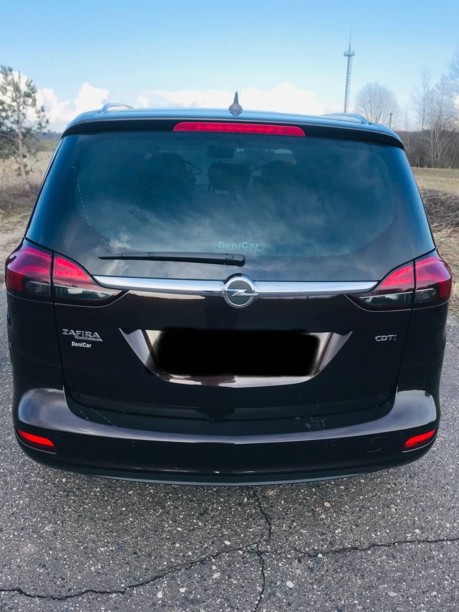 Opel Zafira C, 7 мест, 2015 г.