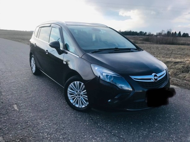 Opel Zafira C, 7 мест, 2015 г.
