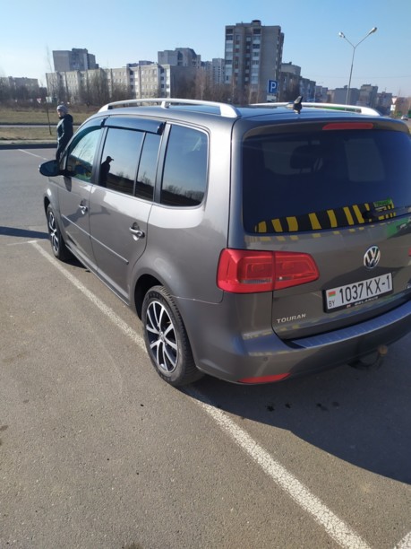 Volkswagen Touran II, 7 мест, 2015 г.