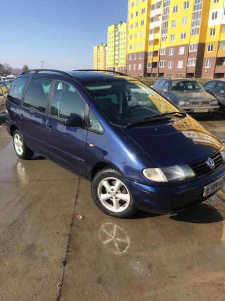 Volkswagen Sharan I, 7 мест, 1998 г.