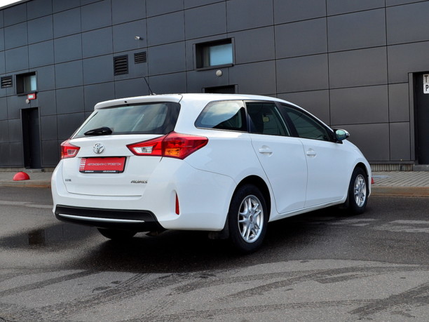 Toyota Auris II (E180), 2014 г.