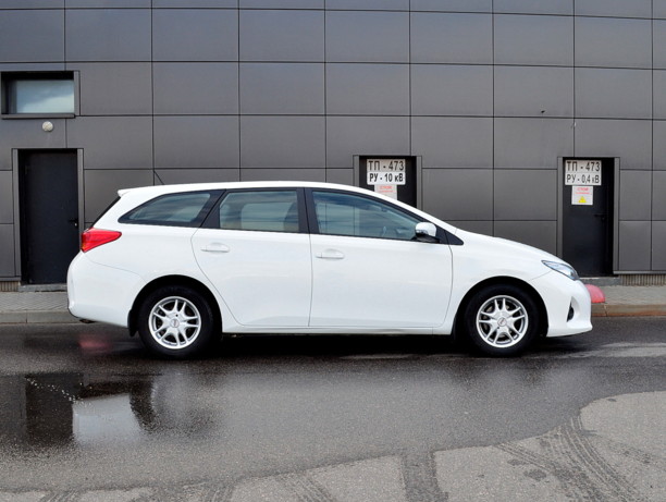 Toyota Auris II (E180), 2014 г.