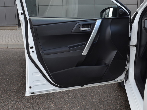 Toyota Auris II (E180), 2014 г.