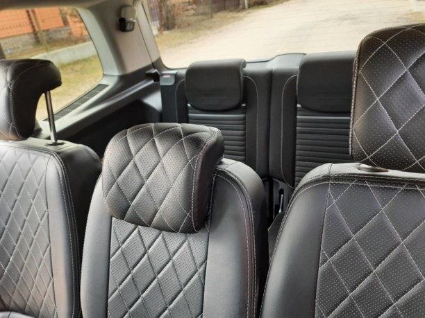 Volkswagen Touran II, 7 мест, 2015 г.