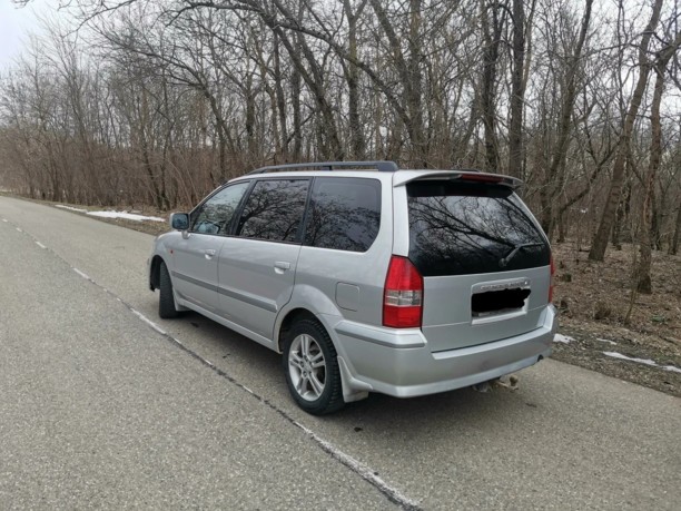Mitsubishi Space Wagon Typ N50, 7 мест, 1999 г.