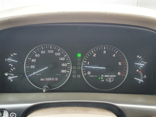 Toyota Land Cruiser J100 · 2-й рестайлинг, 7 мест, 2006 г.