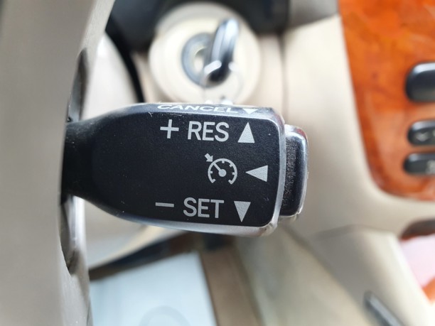 Toyota Land Cruiser J100 · 2-й рестайлинг, 7 мест, 2006 г.
