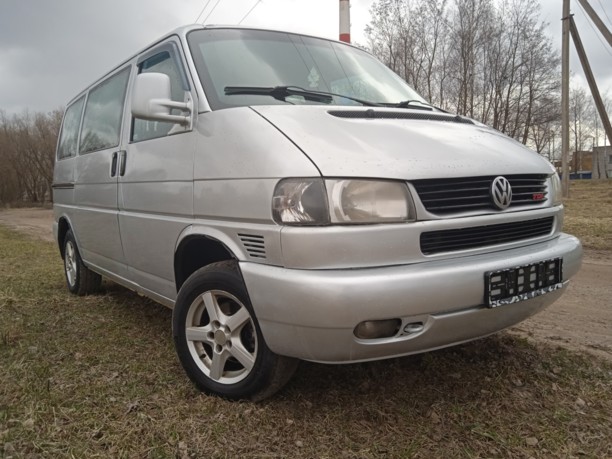 Volkswagen Caravelle T4, 1999 г.
