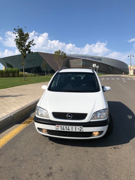 Opel Zafira A, 7 мест, 2001 г.