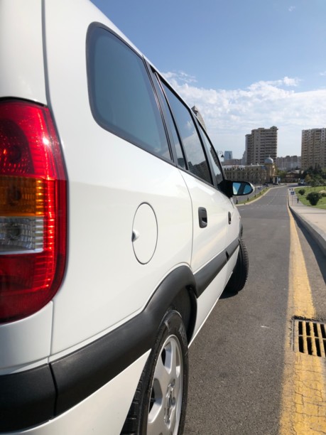 Opel Zafira A, 7 мест, 2001 г.