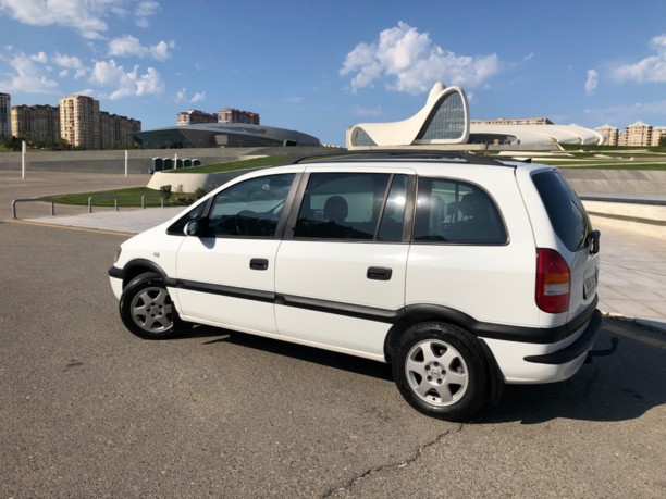 Opel Zafira A, 7 мест, 2001 г.