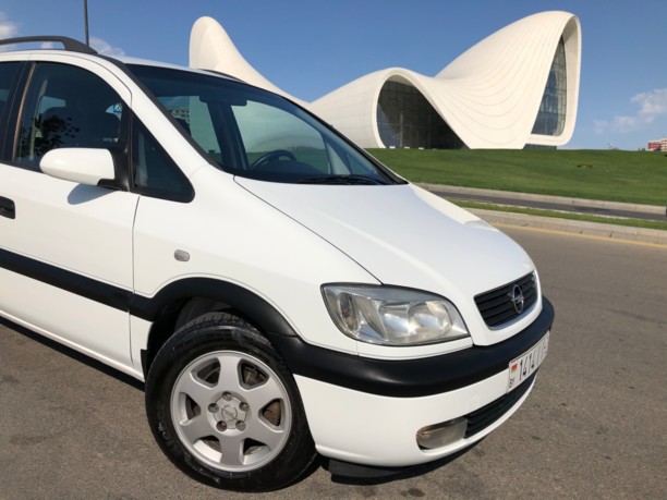 Opel Zafira A, 7 мест, 2001 г.