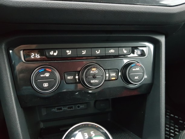 Volkswagen Tiguan II, 2019 г.