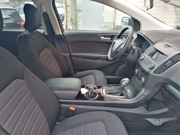 Ford Edge II, 5 мест, 2018 г.