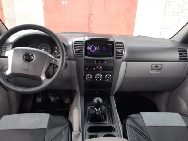 Kia Sorento I, 5 мест, 2005 г.