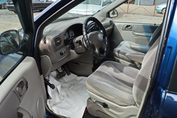 Dodge Caravan IV, 7 мест, 2002 г.