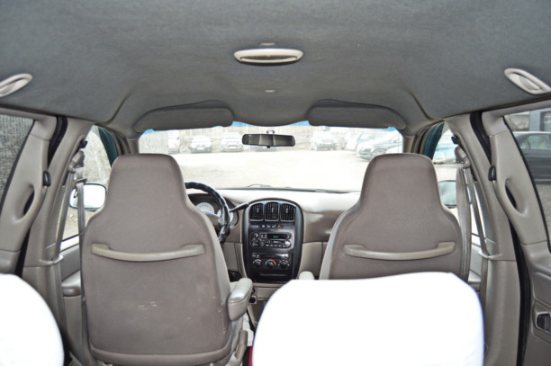 Dodge Caravan IV, 7 мест, 2002 г.