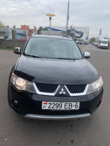 Mitsubishi Outlander XL, 7 мест, 2009 г.