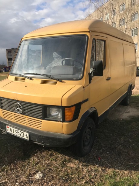 Mercedes Т1 207D - 410D, 1989 г.