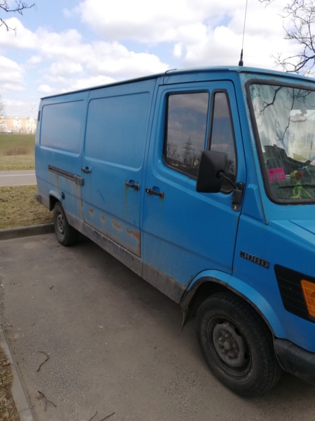 Mercedes Т1 207D - 410D, 1990 г.