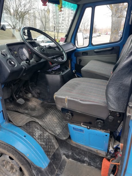 Mercedes Т1 207D - 410D, 1990 г.