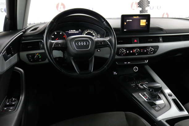 Audi A4 B9, 2017 г.