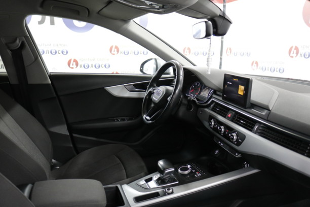 Audi A4 B9, 2017 г.