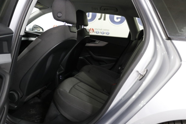 Audi A4 B9, 2017 г.