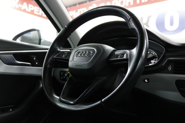 Audi A4 B9, 2017 г.