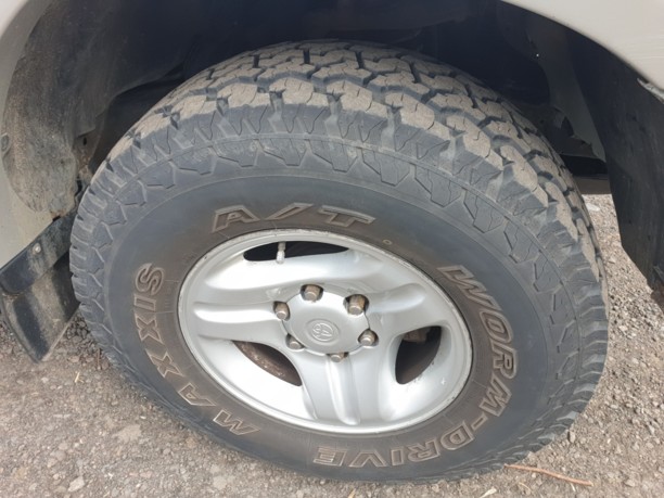 Toyota Land Cruiser Prado J90 · Рестайлинг, 5 мест, 1999 г.