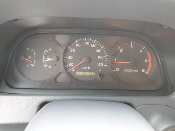 Toyota Land Cruiser Prado J90 · Рестайлинг, 5 мест, 1999 г.