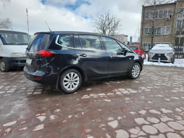 Opel Zafira C, 7 мест, 2013 г.