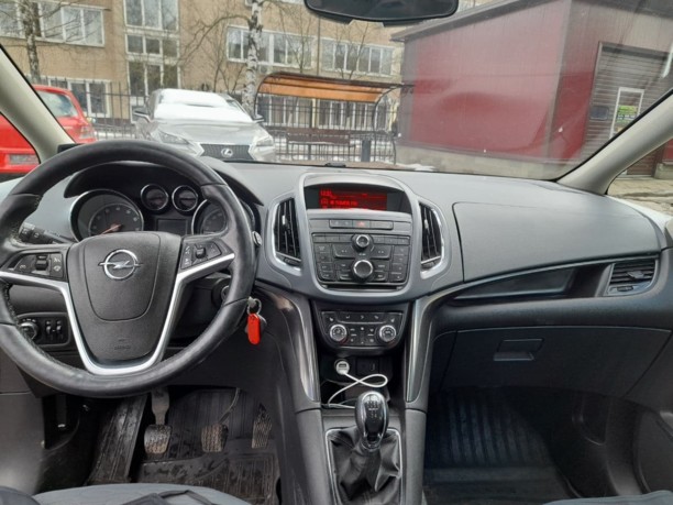 Opel Zafira C, 7 мест, 2013 г.