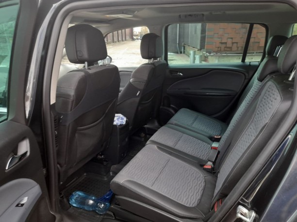 Opel Zafira C, 7 мест, 2013 г.