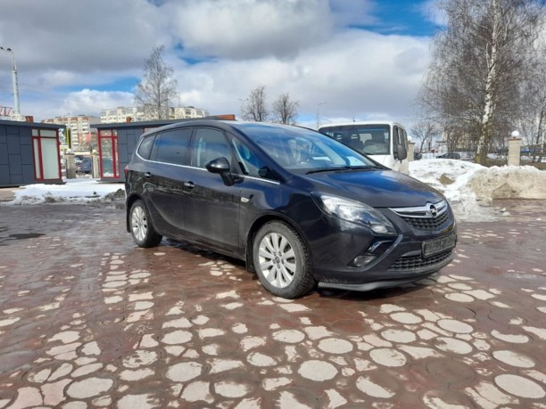 Opel Zafira C, 7 мест, 2013 г.