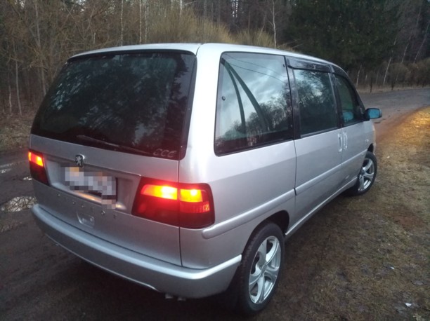 Peugeot 806 221 · Рестайлинг, 7 мест, 1999 г.