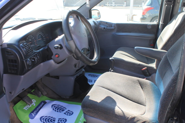 Chrysler Voyager III, 7 мест, 1997 г.