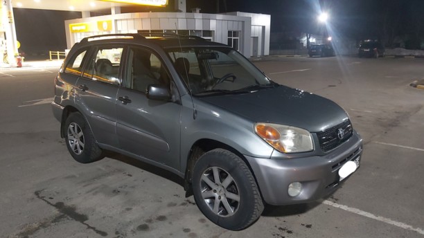 Toyota RAV4 II (XA20) · Рестайлинг, 5 мест, 2005 г.