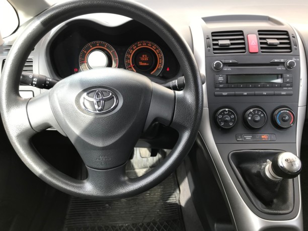 Toyota Auris I (E150), 2009 г.