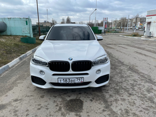 BMW X5 F15, 5 мест, 2016 г.